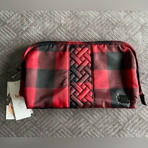 NWT Lug Flash cosmetics case